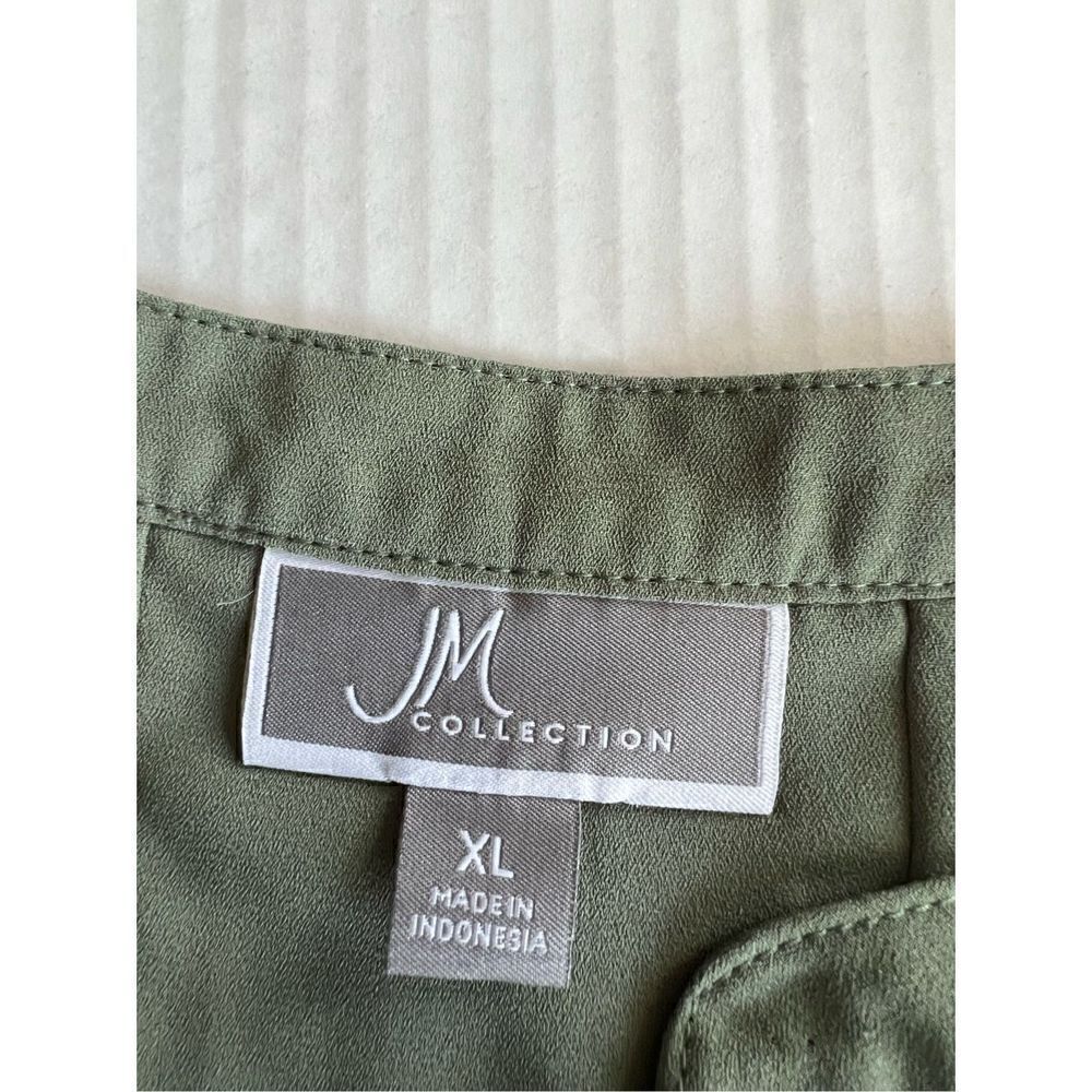 JM Collection green partial button down top - Picture 6 of 9